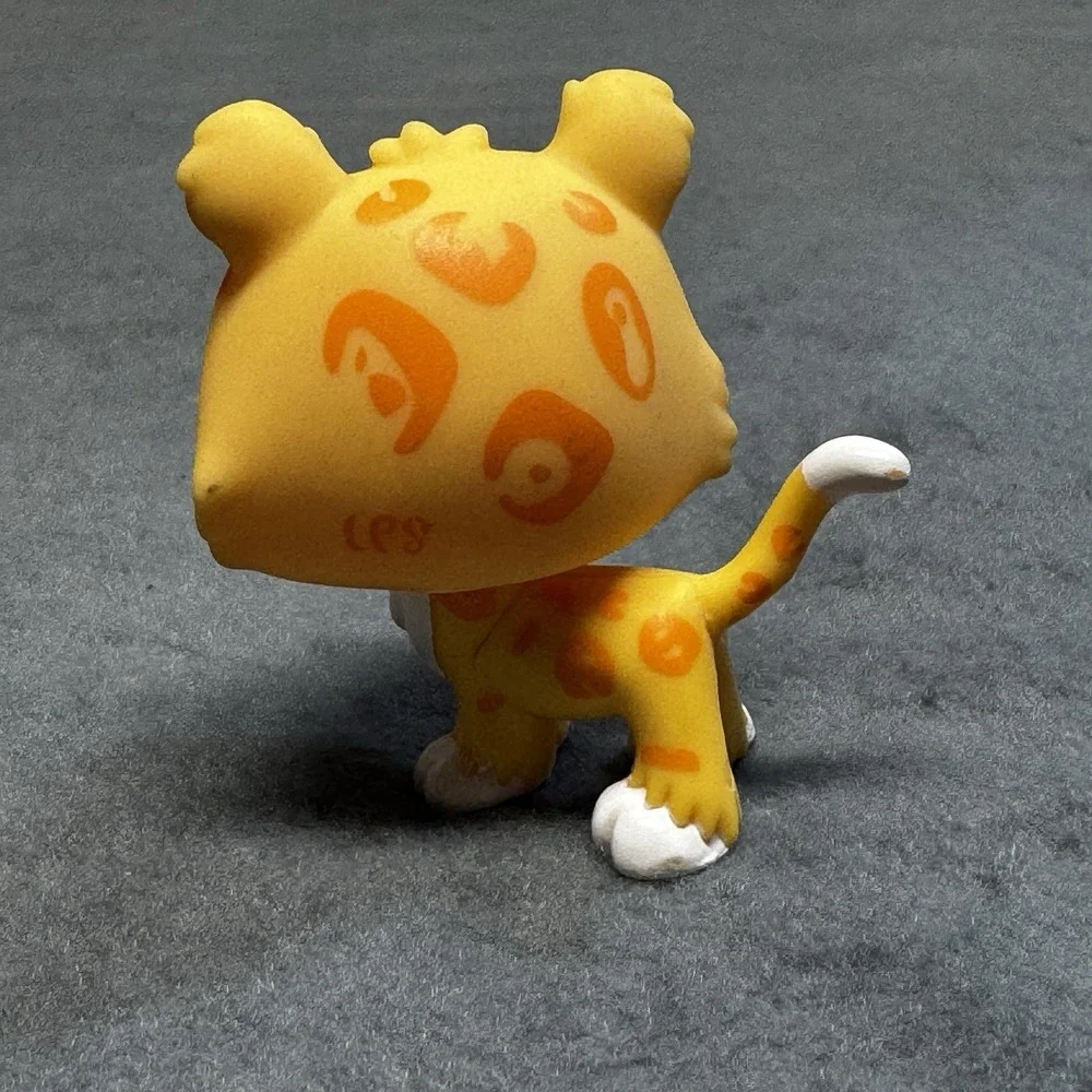 G7 Leopard #51 + Accessories - Littlest Pet Shop - Hasbro LPS Gen 7 Tiki Jungle